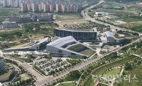 충남도청사 전경 (사진=충남도 제공)
